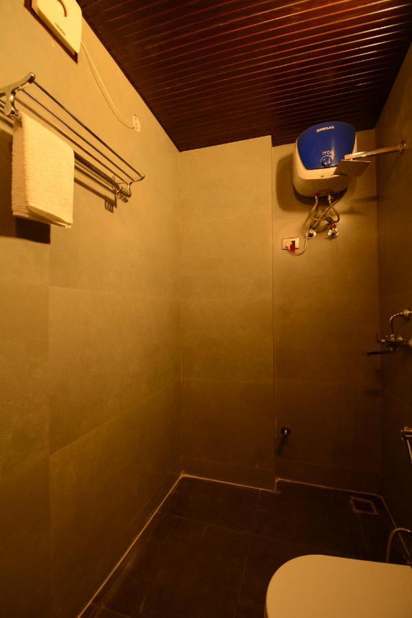 Hotel Grand Lotus Inn Dźajpur Zewnętrze zdjęcie