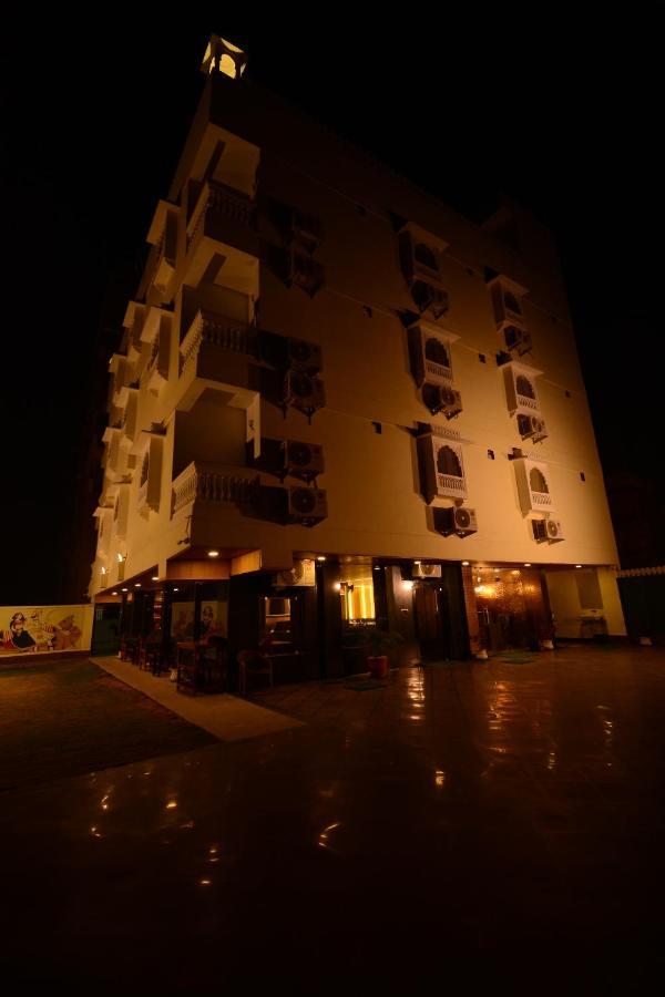 Hotel Grand Lotus Inn Dźajpur Zewnętrze zdjęcie